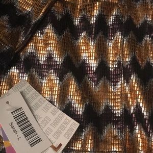 BNWT ELEGANT LULAROE SARAH